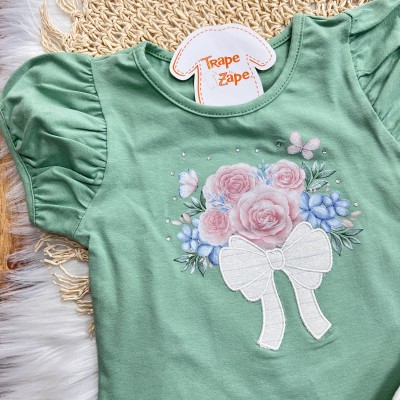 Conj. Blusa Buquê de Flores com Laço e Short Saia - Verde e Areia